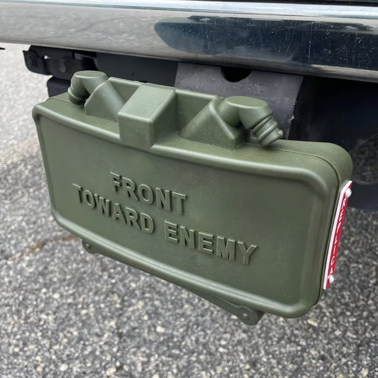 Abdeckung für die Anhängerkupplung der Claymore Mine