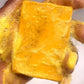 🍋🧼✨ Aufhellende Zitrone & Kurkuma Seife mit Kojisäure ✨🌿 – Strahlender Teint, natürliche Pflege für nachhaltige Schönheit