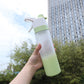 🌬️ 2-in-1 Trinkflasche mit Sprühkopf – erfrischt & befeuchtet Haut, perfekt für heiße Tage, Radfahren, Wandern & Camping