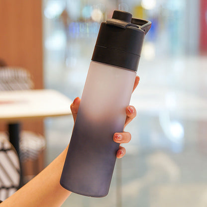 🌬️ 2-in-1 Trinkflasche mit Sprühkopf – erfrischt & befeuchtet Haut, perfekt für heiße Tage, Radfahren, Wandern & Camping